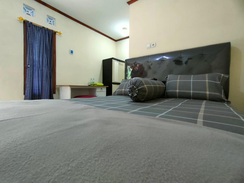 LAISSYA GUEST HOUSE YOGYAKARTA Bed and Breakfast in Yogyakarta