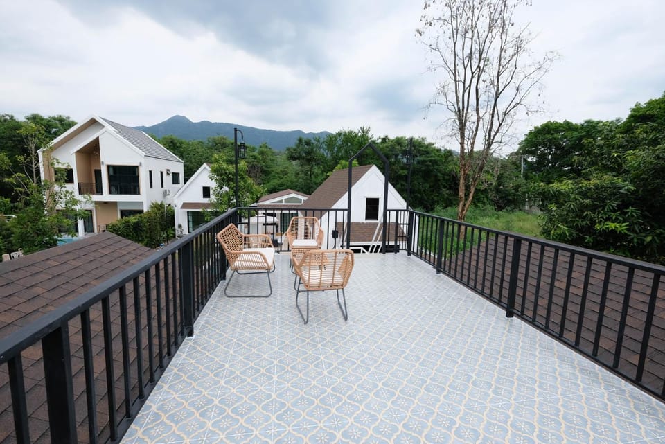 Patio, Natural landscape, View (from property/room), Balcony/Terrace, Mountain view