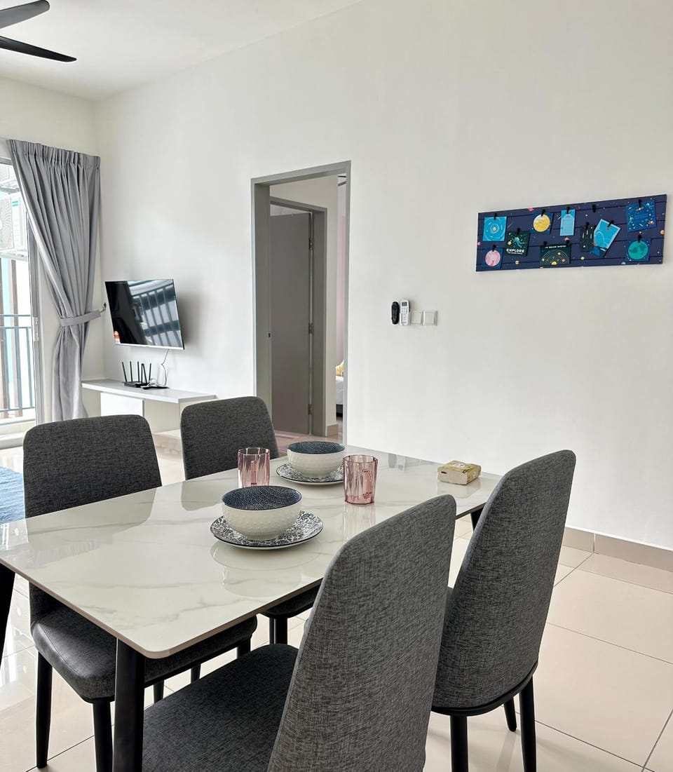 Balcony/Terrace, Dining area