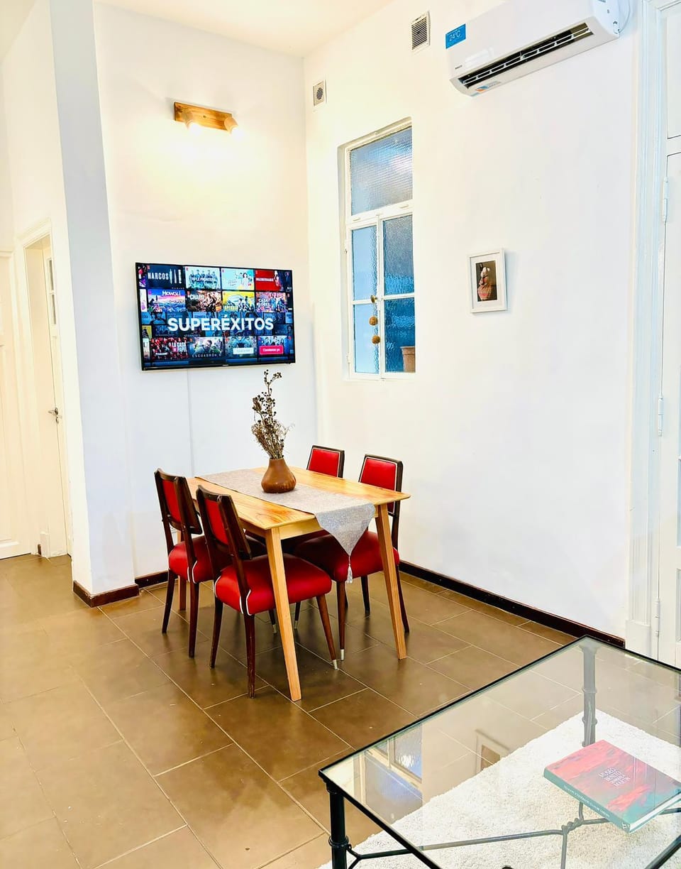 TV and multimedia, Dining area