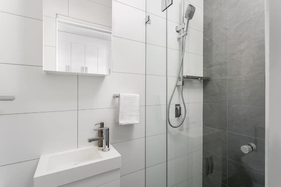 NMORE - Studio Apartment in the heart of Newtown Apartment in Sydney