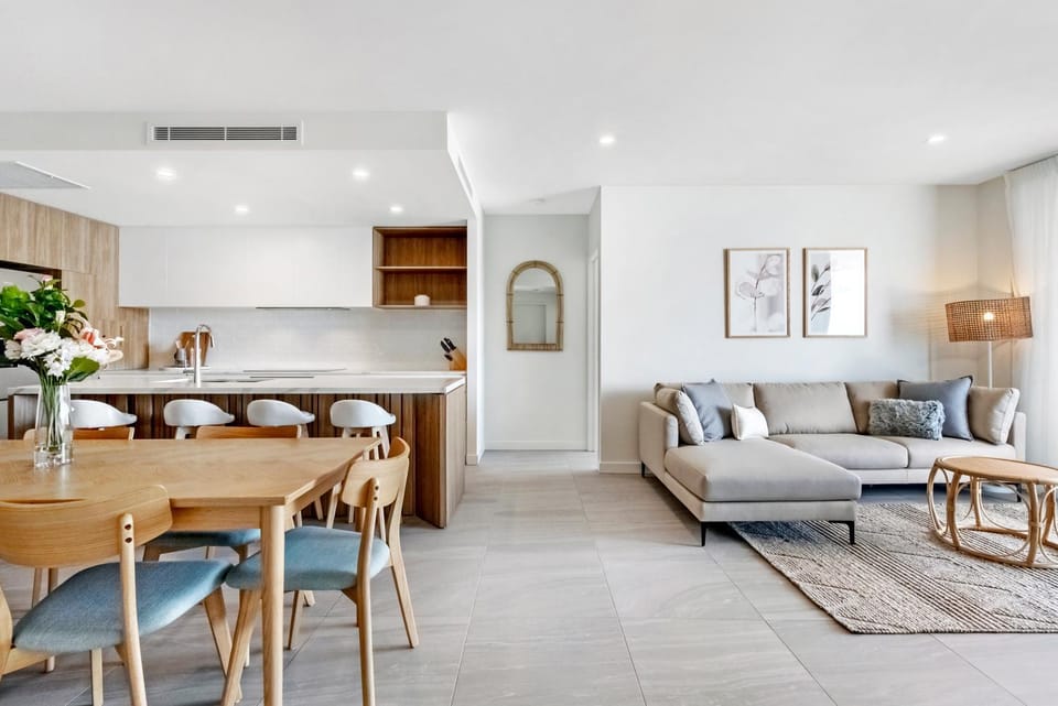 Living room, Photo of the whole room, Dining area, kitchen