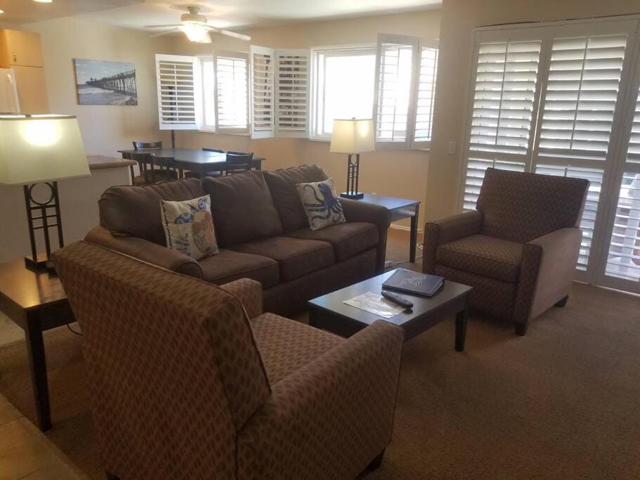 Sand Pebbles Resort - 1 Bedroom Condo in Great Location Right by the Beaches and Attractions Apartment in Solana Beach