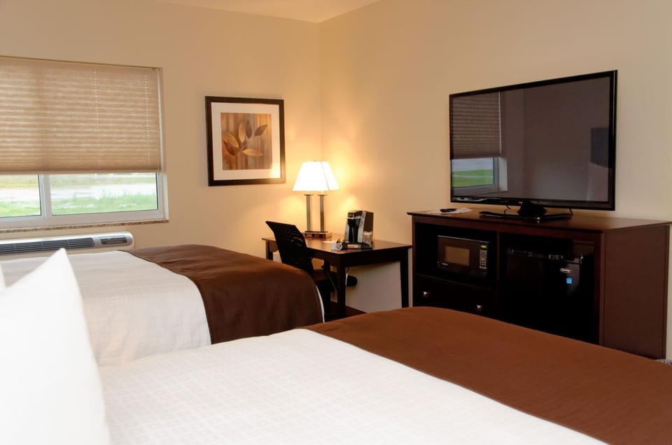 Bed, TV and multimedia, Bedroom
