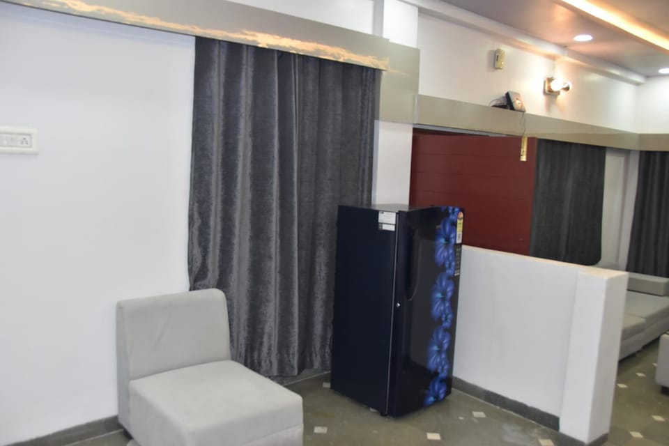 Leela Homestay Indore - Tulip - 2 BHK Luxury apartment Vacation rental in India