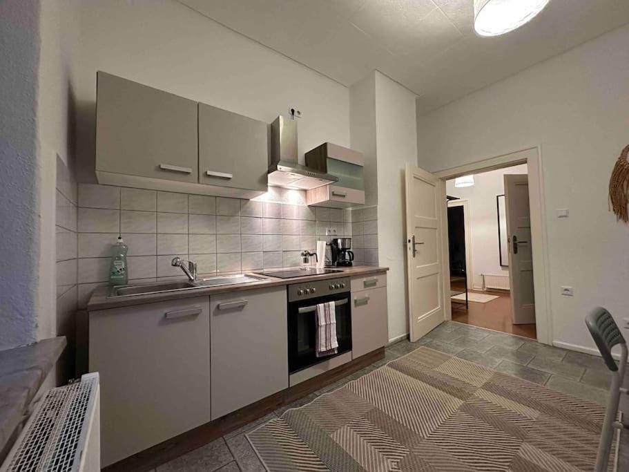 Kitchen or kitchenette, Dining area, pet friendly, stove