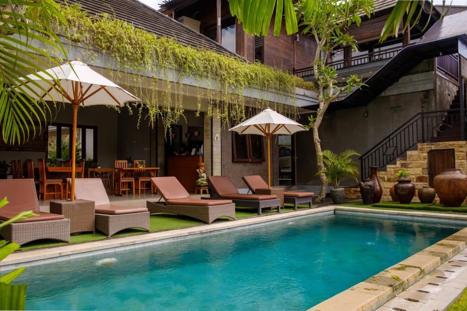 Pool view, Swimming pool