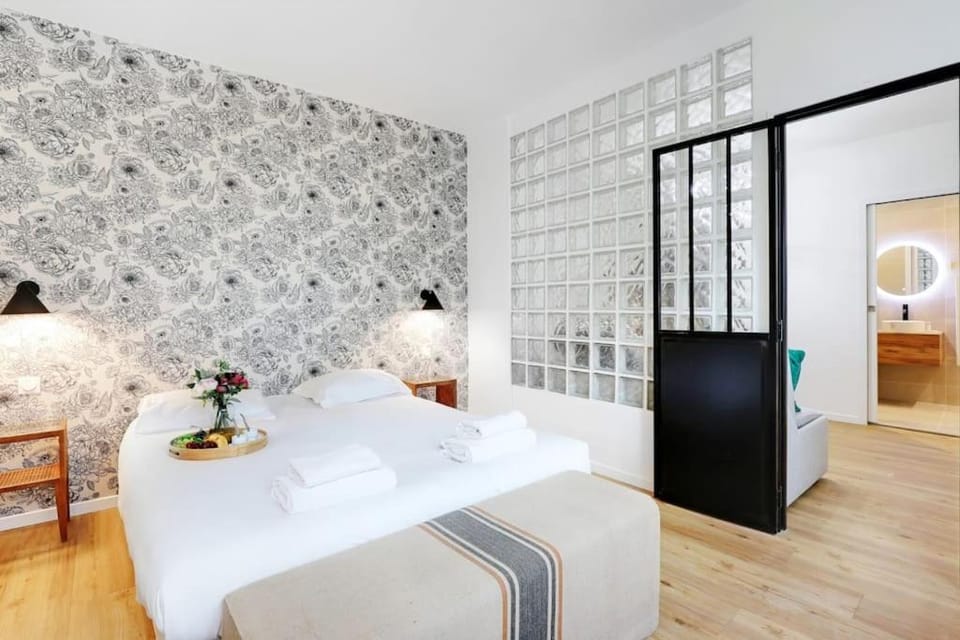 Charming Appartements for 4 people – Le Marais Apartment in Paris