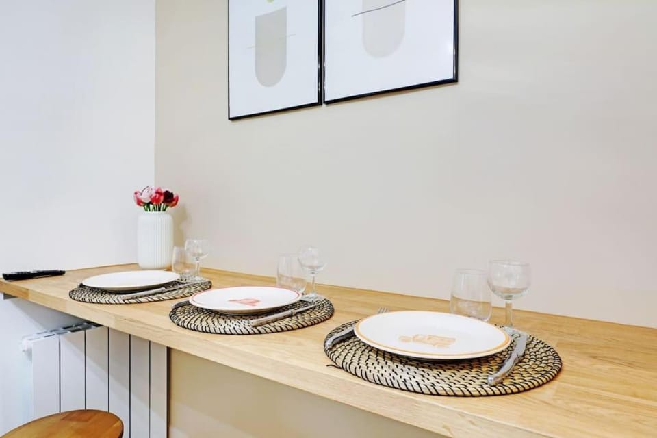 Charming Appartements for 4 people – Le Marais Apartment in Paris