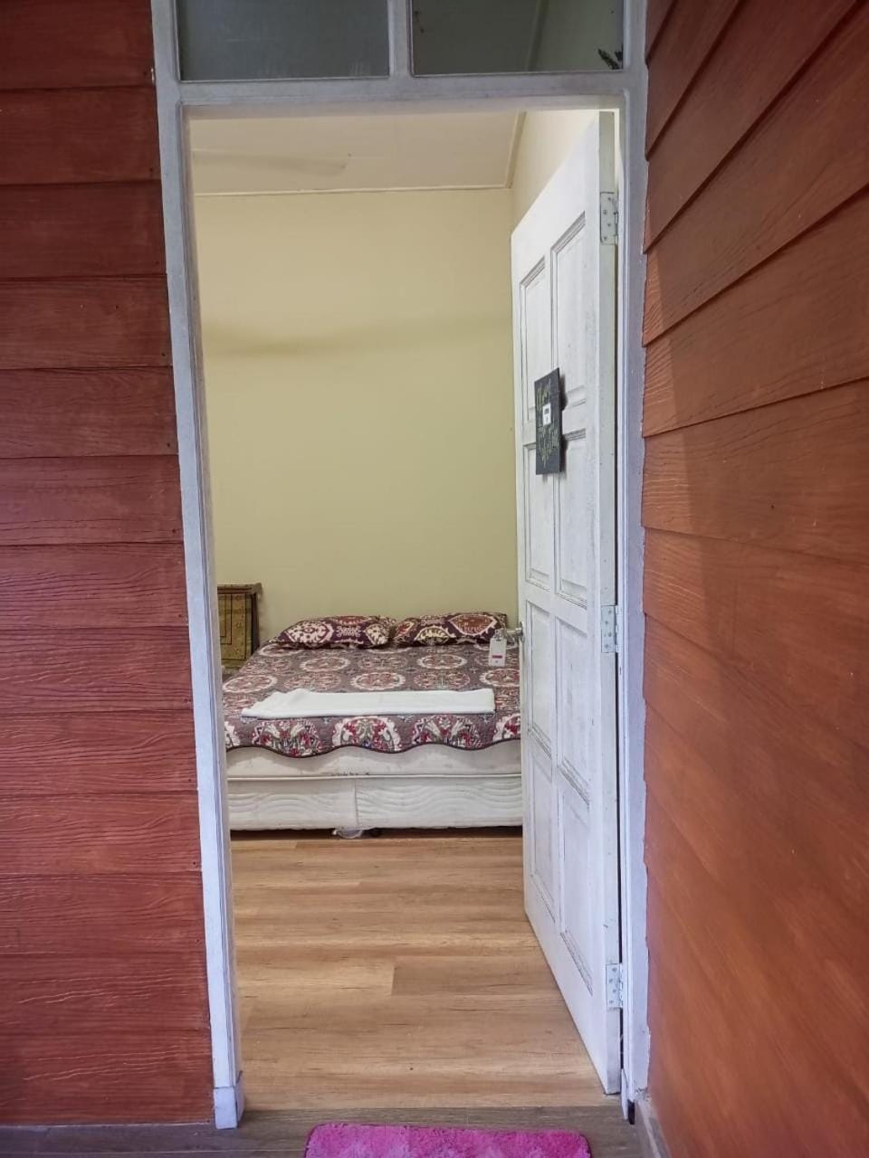 Bilik Bajet RM70-RM90 Vacation rental in Terengganu, Malaysia
