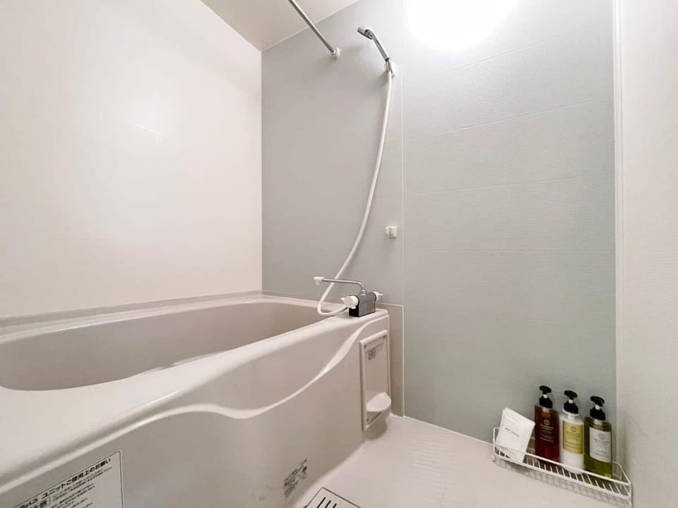 Bathroom, Bath