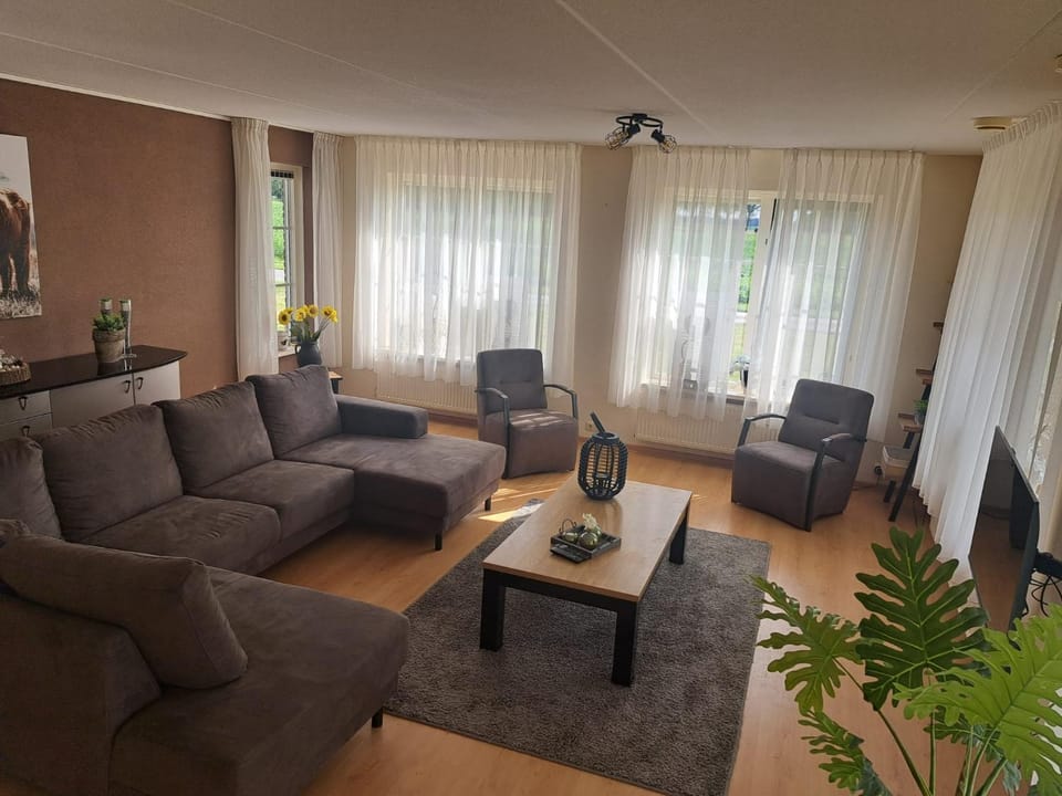 Patio, TV and multimedia, Living room, Seating area