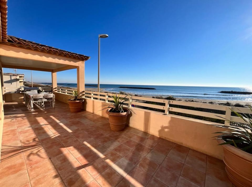 Balcony/Terrace, Dining area, Sea view