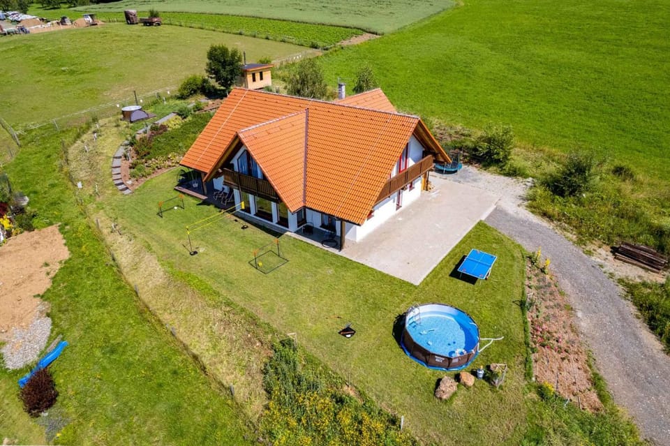 Garden, Swimming pool