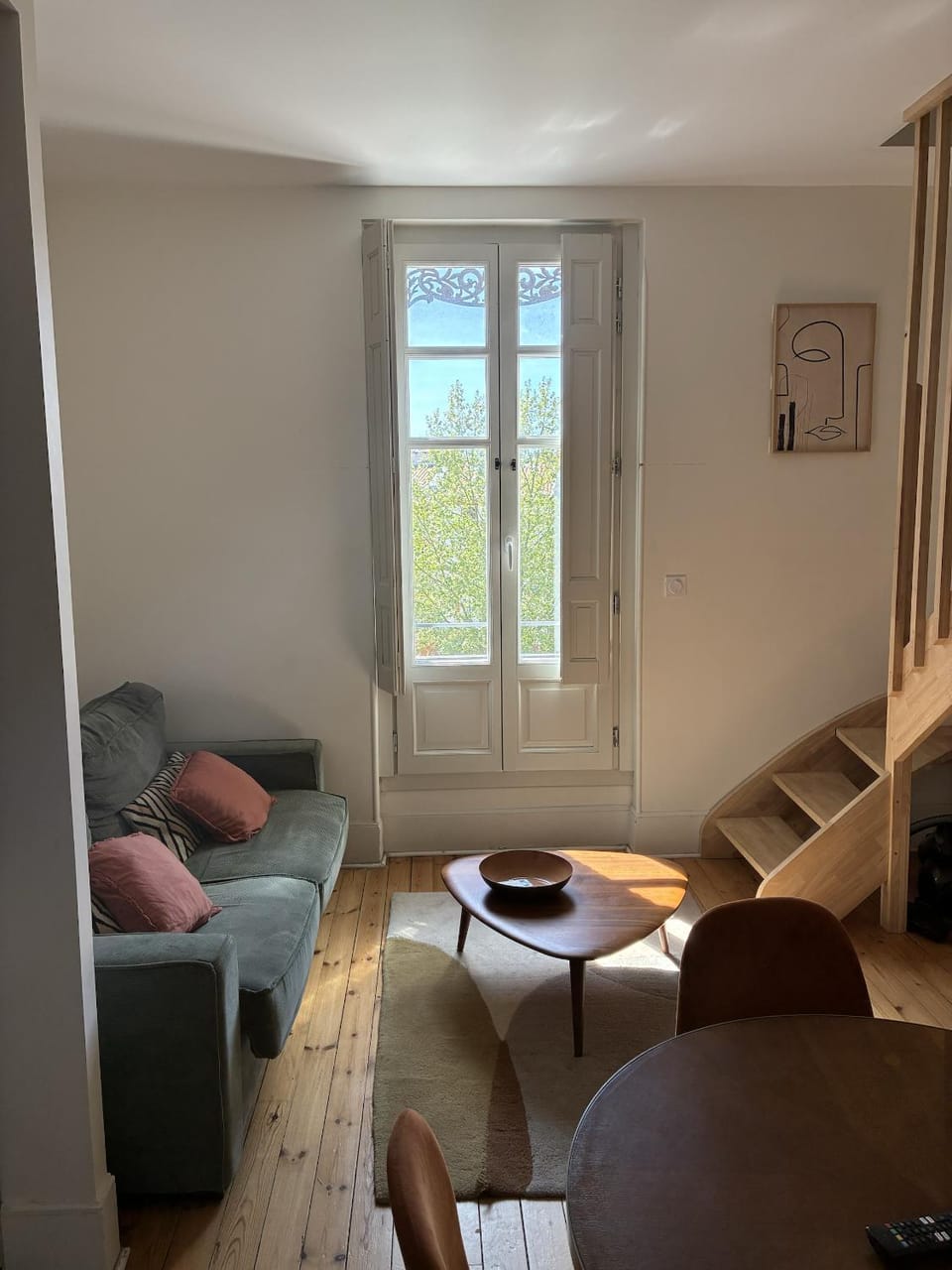 Living room, Seating area