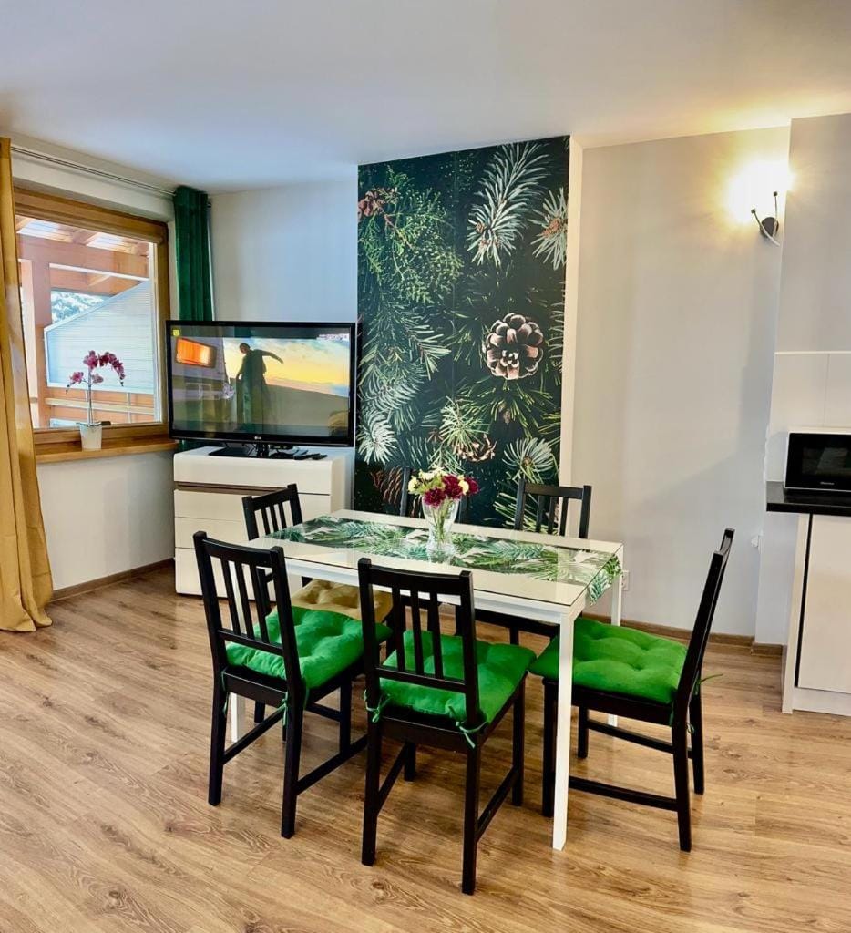Apartament Morskie Oko ApartamentyZakopianskie Basen Sauna Jacuzzi Apartment in Zakopane