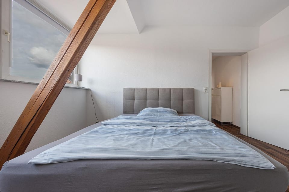 Property building, Living room, Bedroom