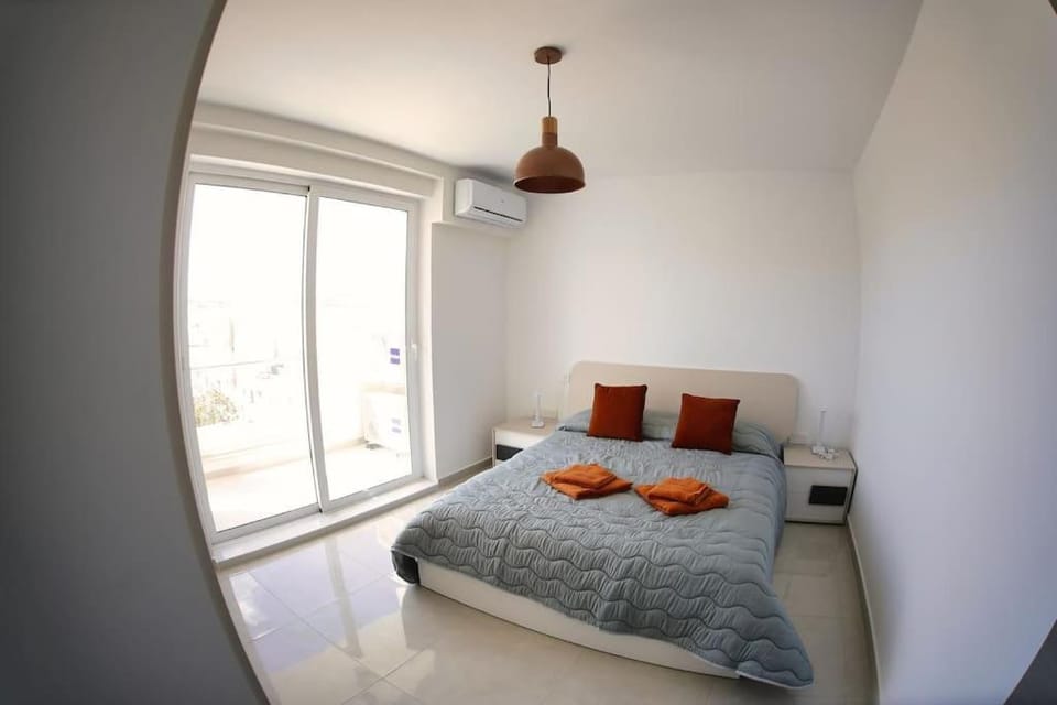 Go Exchange, Block F, Apt. 11 Apartment in Saint Paul's Bay