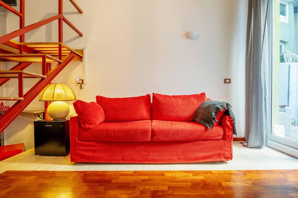 One bedroom apartment with terrace near Duomo Apartment in Milan
