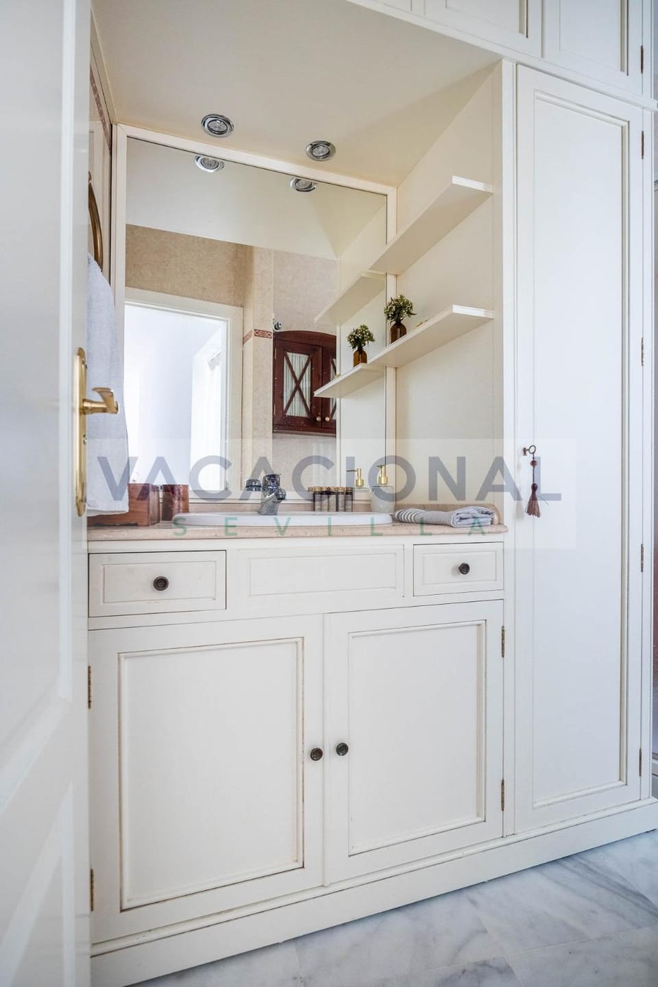 Chicarrero Suite Vacacional Sevilla Apartment in Seville