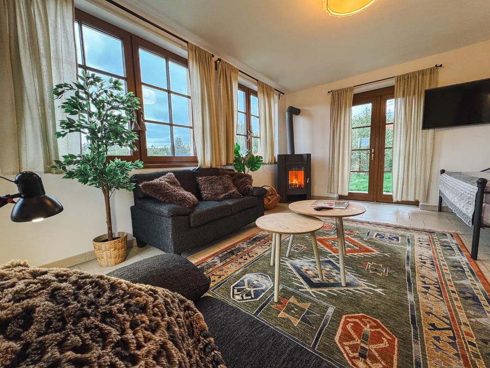 Stylová Lodge s vlastním koupáním & pergolou House in South Bohemian Region