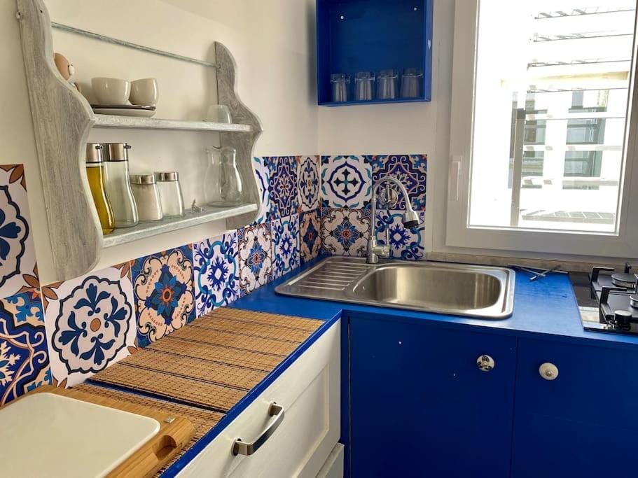 Kitchen or kitchenette, dishwasher, pet friendly, stove