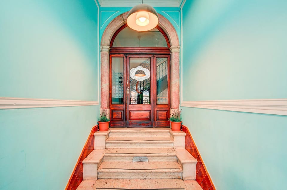 Property building, Facade/entrance