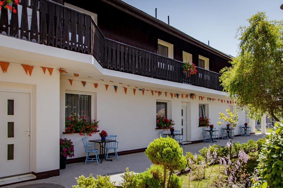 Dom Wczasowy Lazur Bed and Breakfast in West Pomeranian Voivodeship, Poland