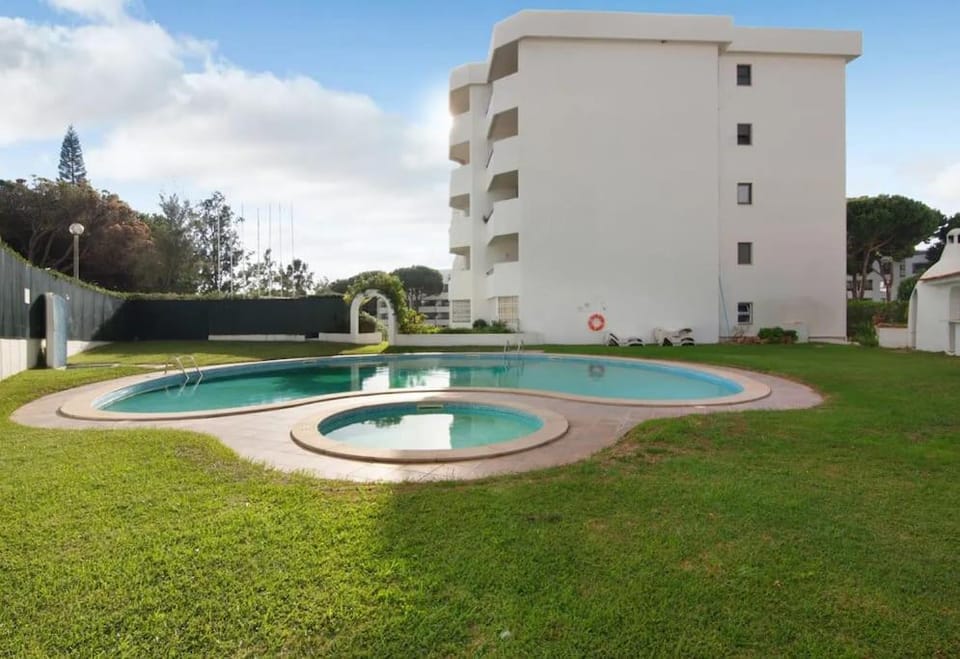 Garden, Swimming pool, Swimming pool