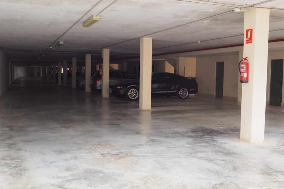 Apartamento con piscina House in Alacantí