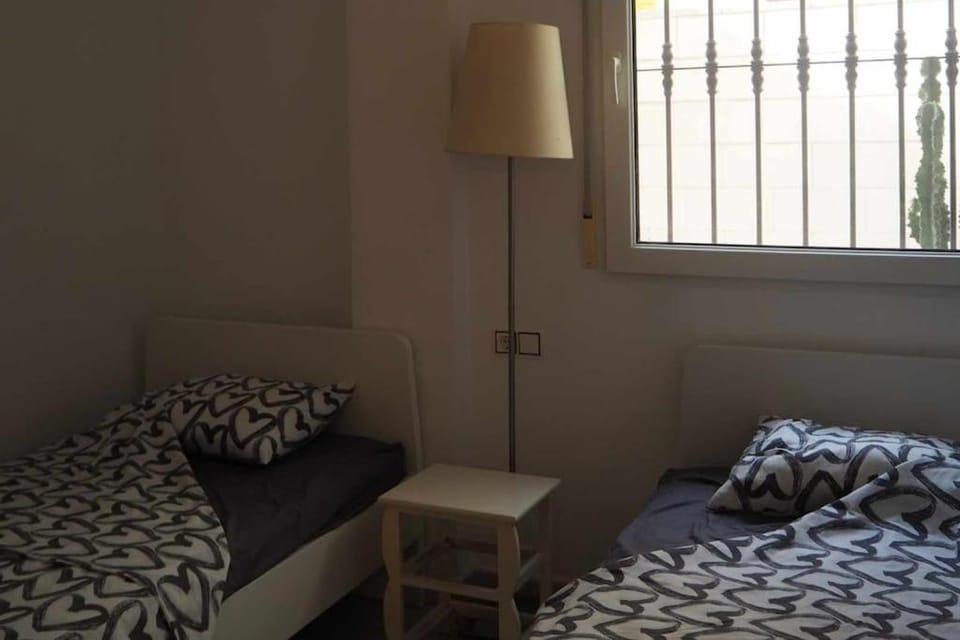 Apartamento con piscina House in Alacantí