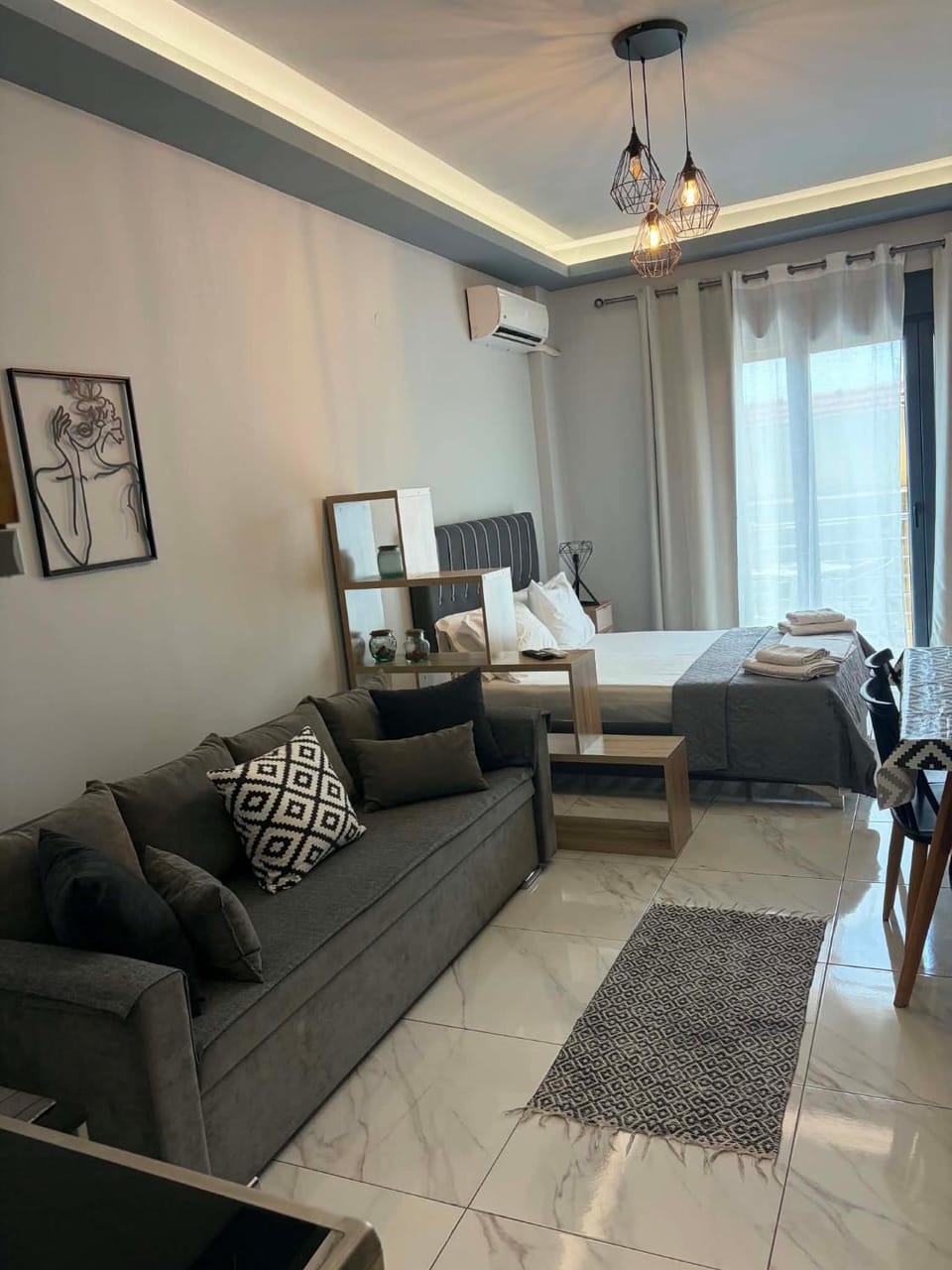 TV and multimedia, Living room, Bedroom, air conditioner, air conditioner