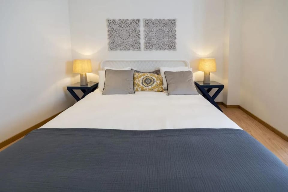 Bed, Decorative detail, Bedroom