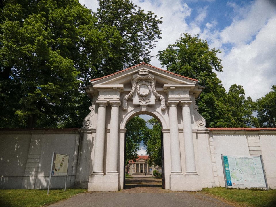 Palac Czerniejewo Hotel in Greater Poland Voivodeship