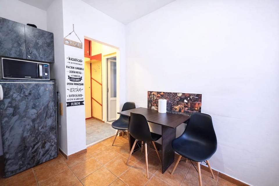 TV and multimedia, Kitchen or kitchenette, minibar, oven, pet friendly