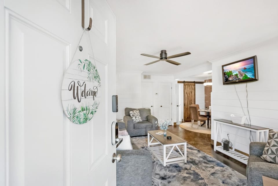 Living room, fireplace