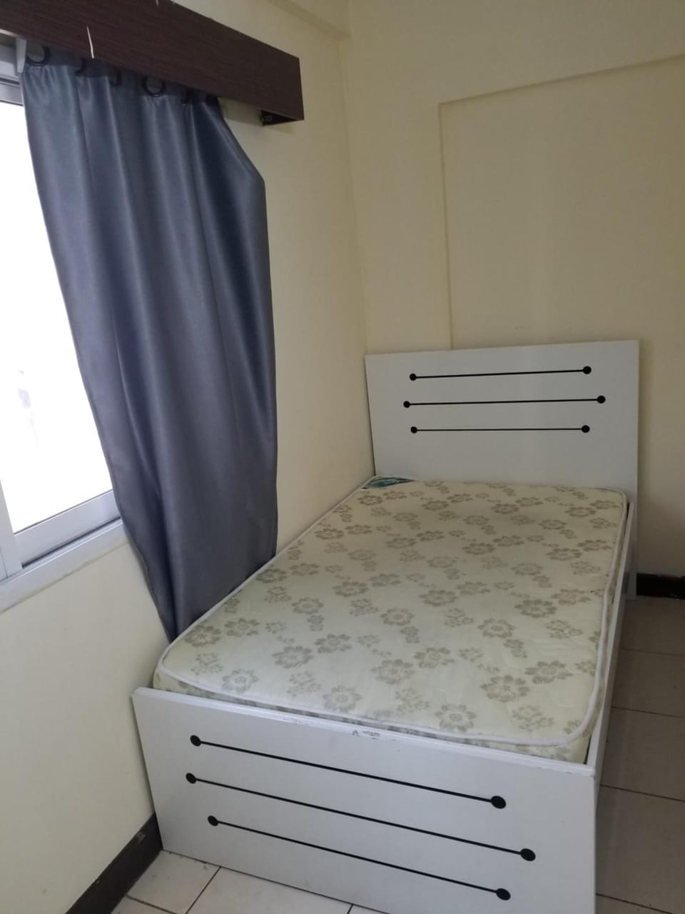 Partition Rooms in Hotel Apartment Apartment in Dubai