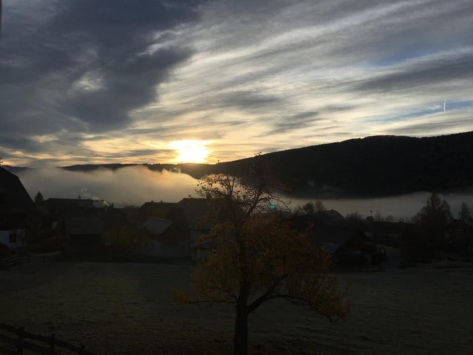 On site, Mountain view, Sunrise