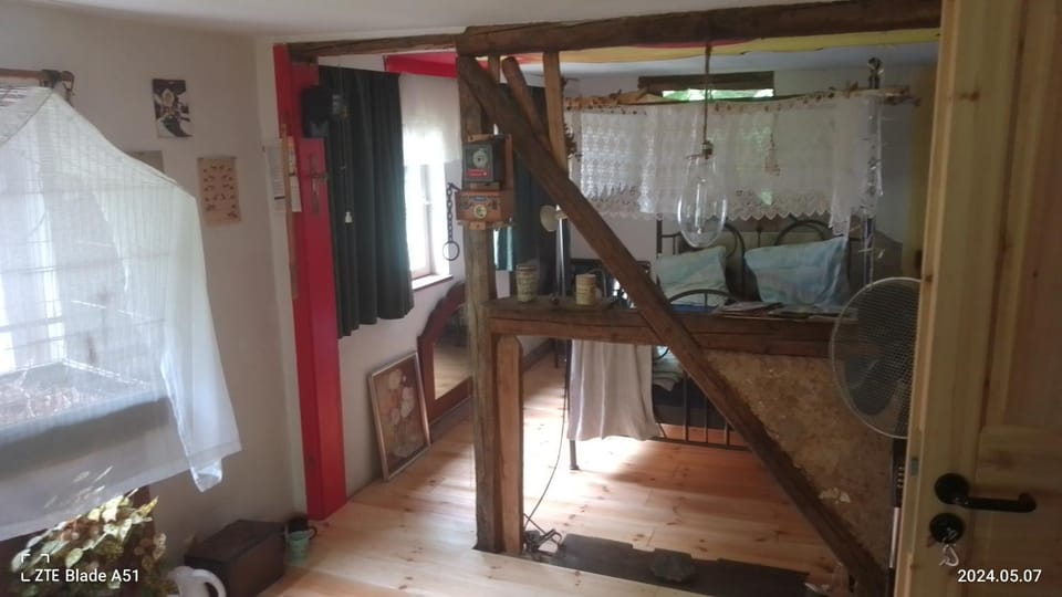 RUHIG UND SPARTANISCH WOHNEN in Lichtenwalde 1 Love hotel in Chemnitz