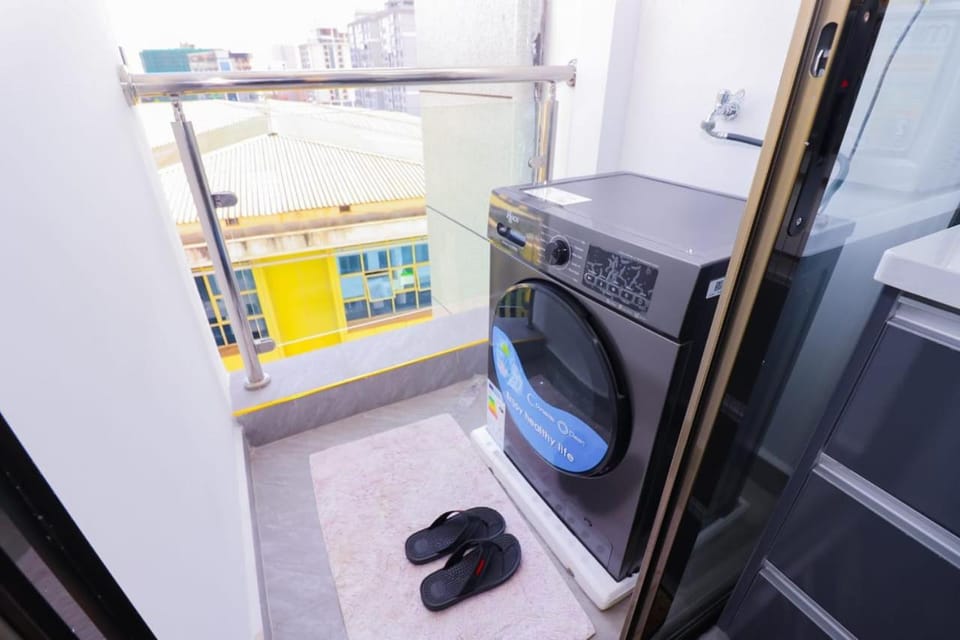 Posh One Bedroom - Kilimani - Gold Park Apartment in Nairobi