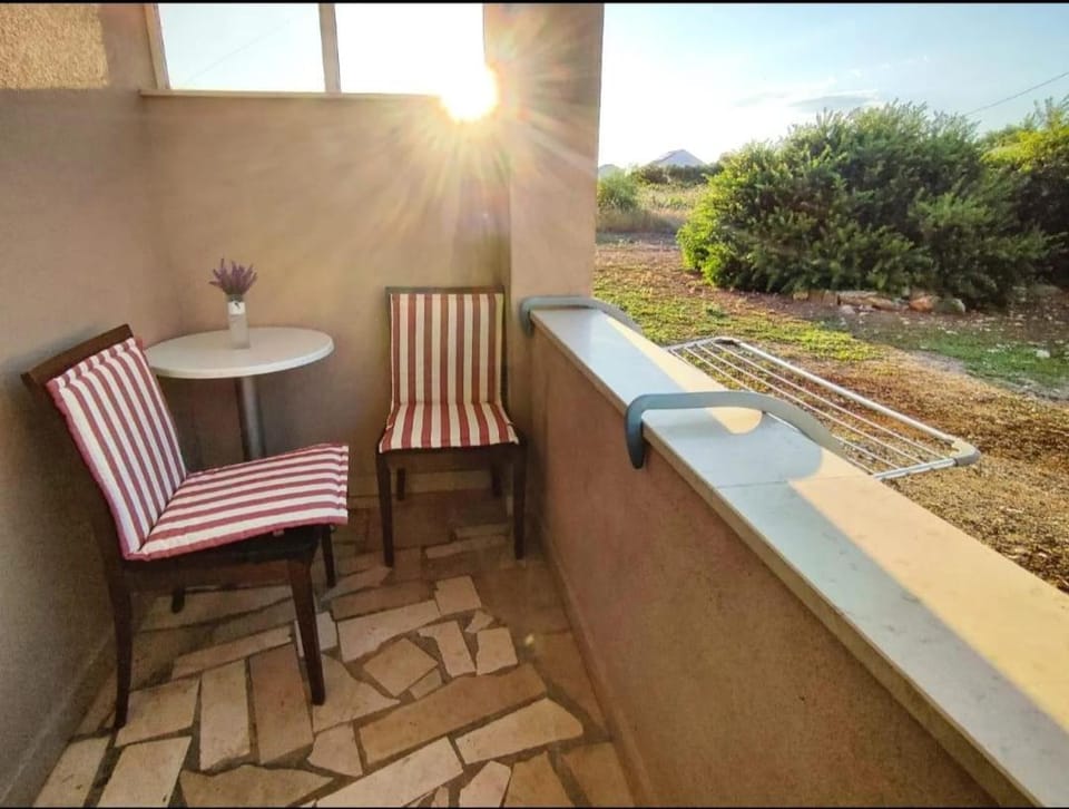View (from property/room), Balcony/Terrace, Seating area