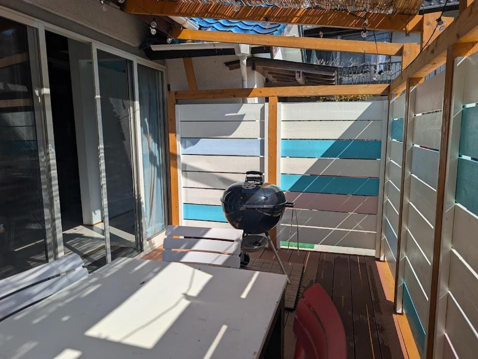 Patio, BBQ facilities, Dining area