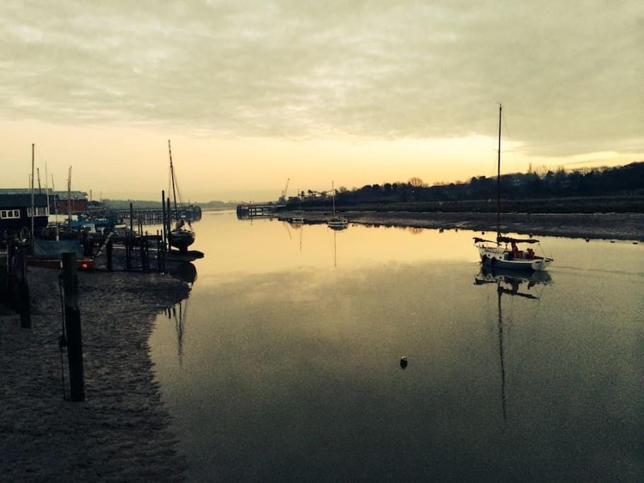 Charming Tudor riverside house House in Colchester