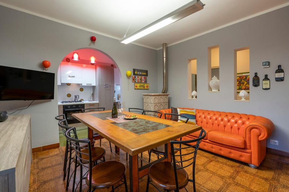TV and multimedia, Dining area