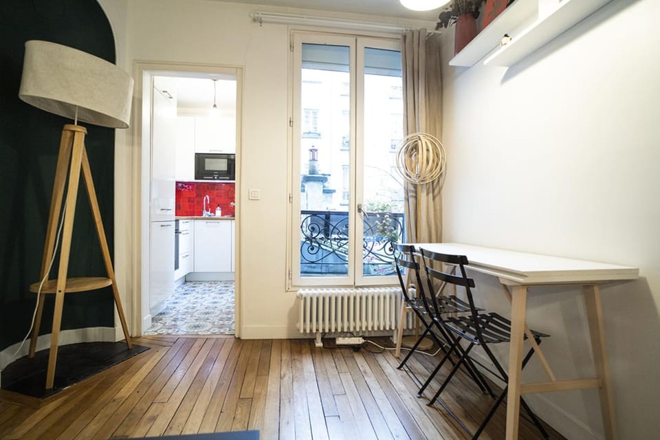 Pretty 36 m near Buttes-Chaumont Apartment in Paris