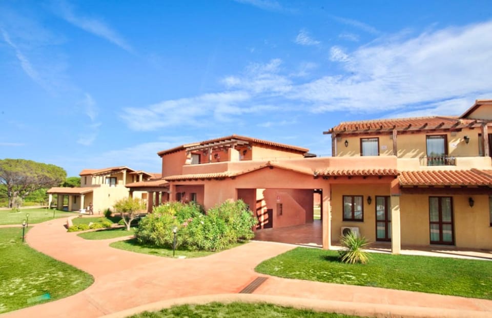 Property building, Garden