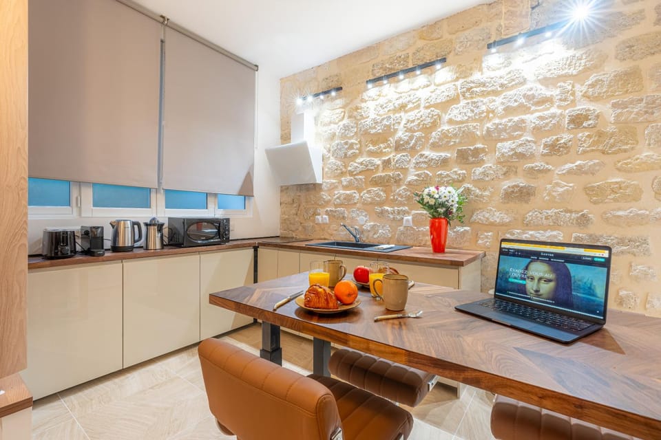 NEW Gorgeous Flat-Central Area Apartment in Paris