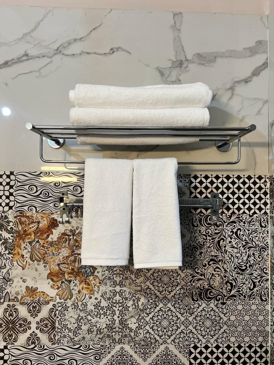 Bathroom, towels