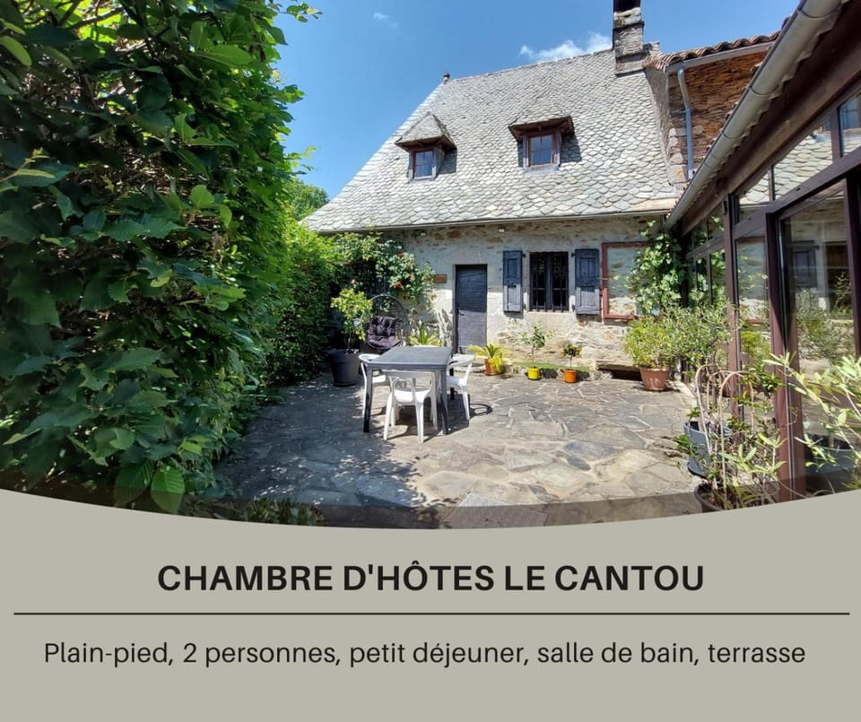 Property building, Spring, Day, Garden, Text overlay, Garden view