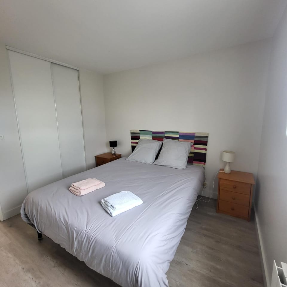 "Reine de la plage" avec son jardin donnant sur la plage! Apartment in Fouesnant